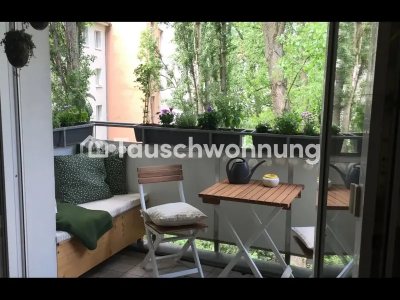 Tauschwohnung: Biete helle schöne 2 Zi-Whg Friedrichshain, suche ab 3 Zi — photo 1